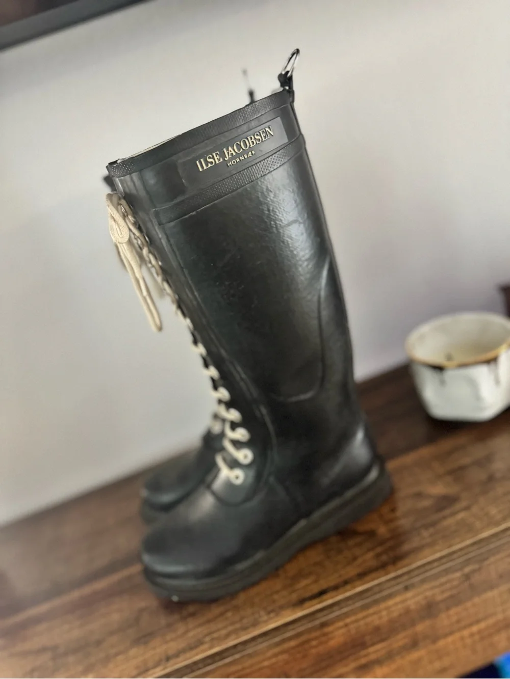 Ilse Jacobsen tall black